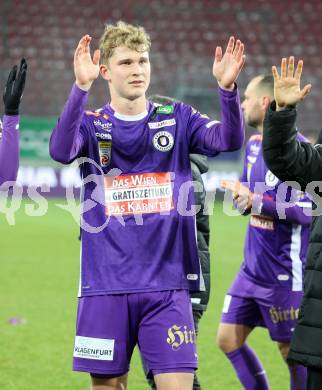 Fussball Bundesliga. SK Austria Klagenfurt gegen TSV Egger Glas Hartberg.  Nicolas Binder (Klagenfurt).   Klagenfurt, am 4.12.2023.
Foto: Kuess
---
pressefotos, pressefotografie, kuess, qs, qspictures, sport, bild, bilder, bilddatenbank