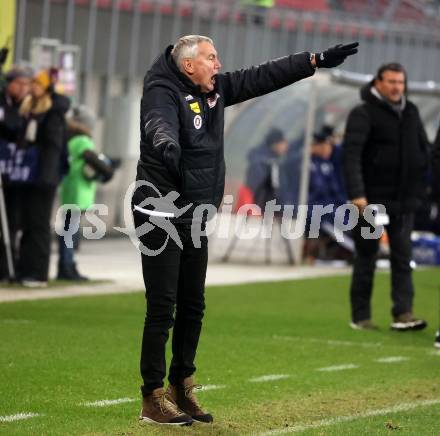 Fussball Bundesliga. SK Austria Klagenfurt gegen TSV Egger Glas Hartberg.  Trainer Peter Pacult (Klagenfurt).   Klagenfurt, am 4.12.2023.
Foto: Kuess
---
pressefotos, pressefotografie, kuess, qs, qspictures, sport, bild, bilder, bilddatenbank