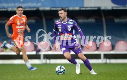 Fussball Bundesliga. SK Austria Klagenfurt gegen TSV Egger Glas Hartberg.  Andrew Irving (Klagenfurt).   Klagenfurt, am 4.12.2023.
Foto: Kuess
---
pressefotos, pressefotografie, kuess, qs, qspictures, sport, bild, bilder, bilddatenbank