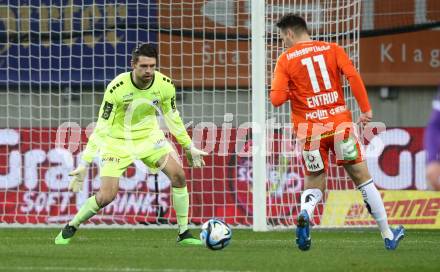 Fussball Bundesliga. SK Austria Klagenfurt gegen TSV Egger Glas Hartberg.  Phillip Menzel,  (Klagenfurt).   Klagenfurt, am 4.12.2023.
Foto: Kuess
---
pressefotos, pressefotografie, kuess, qs, qspictures, sport, bild, bilder, bilddatenbank