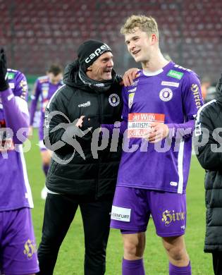 Fussball Bundesliga. SK Austria Klagenfurt gegen TSV Egger Glas Hartberg.  Bernhard Sussitz, Nicolas Binder (Klagenfurt).   Klagenfurt, am 4.12.2023.
Foto: Kuess
---
pressefotos, pressefotografie, kuess, qs, qspictures, sport, bild, bilder, bilddatenbank