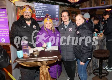 Fussball Bundesliga. SK Austria Klagenfurt. Christian Reichenhauser, Daniela Mayr-Koren, Marco Walter, Stefanie Grun.. Klagenfurt, am 6.12.2023.
Foto: Kuess
---
pressefotos, pressefotografie, kuess, qs, qspictures, sport, bild, bilder, bilddatenbank