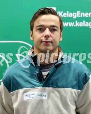 Kaernten Sport. Sportlermeeting. Package Uebergabe.  Nicolas Zwanziger  (Rudern). Klagenfurt, am 5.12.2023.
Foto: Kuess
---
pressefotos, pressefotografie, kuess, qs, qspictures, sport, bild, bilder, bilddatenbank