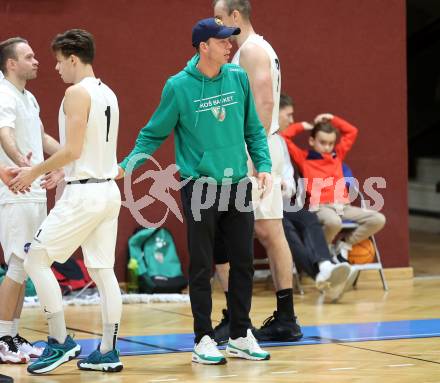 Basketball 2. Liga 2023/2024. Grunddurchgang 10. Runde.  KOS gegen Deutsch Wagram Alligators.  Stefan Hribar (KOS),. Klagenfurt, am 8.12.12023.
---
pressefotos, pressefotografie, kuess, qs, qspictures, sport, bild, bilder, bilddatenbank