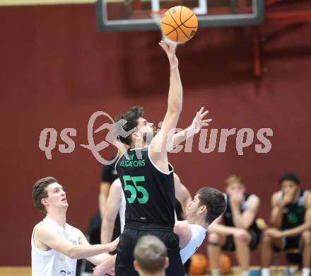 Basketball 2. Liga 2023/2024. Grunddurchgang 10. Runde.  KOS gegen Deutsch Wagram Alligators.   Josip Valentic    (Deutsch Wagram). Klagenfurt, am 8.12.12023
.Foto: Kuess
---
pressefotos, pressefotografie, kuess, qs, qspictures, sport, bild, bilder, bilddatenbank