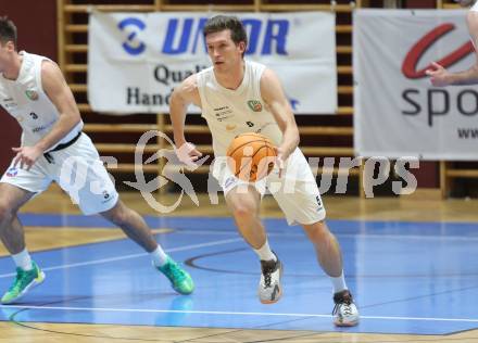 Basketball 2. Liga 2023/2024. Grunddurchgang 10. Runde.  KOS gegen Deutsch Wagram Alligators. Andi Smrtnik  (KOS),    (Deutsch Wagram). Klagenfurt, am 8.12.12023.
Foto: Kuess

---
pressefotos, pressefotografie, kuess, qs, qspictures, sport, bild, bilder, bilddatenbank