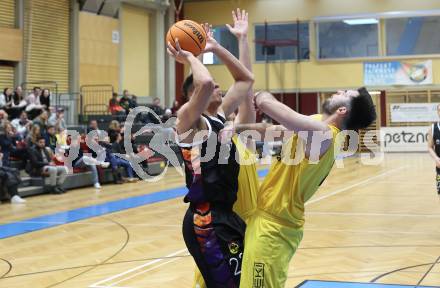 Basketball 2. Bundesliga. Woerthersee Piraten gegen Vienna United. Marin Sliskovic  (Piraten). Noah Oguamalam  (Vienna United).  Klagenfurt, am 8.12.2023.
Foto: Kuess
---
pressefotos, pressefotografie, kuess, qs, qspictures, sport, bild, bilder, bilddatenbank