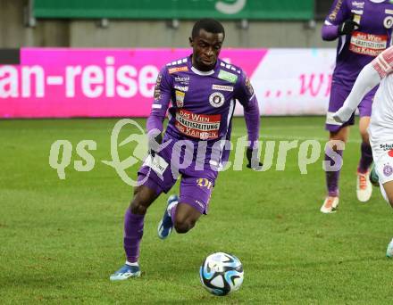 Fussball. Bundesliga. SK Austria Klagenfurt gegen Austria Wien.  Solomon Bonnah   (Austria Klagenfurt). Klagenfurt, 9.12.2023.
Foto: Kuess
---
pressefotos, pressefotografie, kuess, qs, qspictures, sport, bild, bilder, bilddatenbank