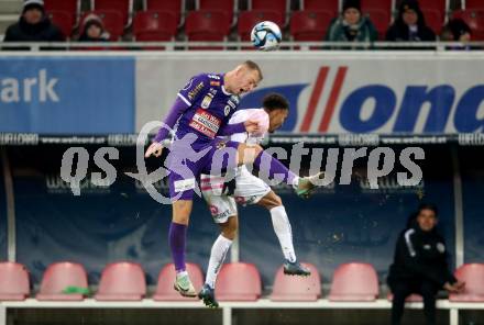 Fussball. Bundesliga. SK Austria Klagenfurt gegen Austria Wien.   Florian Jaritz  (Austria Klagenfurt),  Manuel Polster    (Wien). Klagenfurt, 9.12.2023.
Foto: Kuess
---
pressefotos, pressefotografie, kuess, qs, qspictures, sport, bild, bilder, bilddatenbank