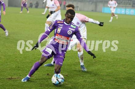 Fussball. Bundesliga. SK Austria Klagenfurt gegen Austria Wien.   Solomon Bonnah  (Austria Klagenfurt). Klagenfurt, 9.12.2023.
Foto: Kuess
---
pressefotos, pressefotografie, kuess, qs, qspictures, sport, bild, bilder, bilddatenbank