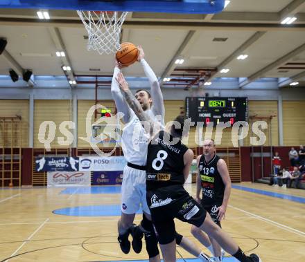 Basketball 2. Liga 2023/2024. Grunddurchgang 12. Runde.  KOS gegen Mattersburg Rocks.    Anton Marusic (KOS),  Petar Zivkovic  (Mattersburg Rocks). Klagenfurt, am 16.12.12023.
Foto: Kuess
www.qspictures.net
---
pressefotos, pressefotografie, kuess, qs, qspictures, sport, bild, bilder, bilddatenbank