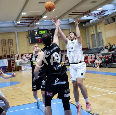 Basketball 2. Liga 2023/2024. Grunddurchgang 12. Runde.  KOS gegen Mattersburg Rocks.    Veljko Dena (KOS),  Tobias Winkler  (Mattersburg Rocks). Klagenfurt, am 16.12.12023.
Foto: Kuess
www.qspictures.net
---
pressefotos, pressefotografie, kuess, qs, qspictures, sport, bild, bilder, bilddatenbank