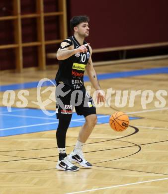 Basketball 2. Liga 2023/2024. Grunddurchgang 12. Runde.  KOS gegen Mattersburg Rocks.     Julian Alper (Mattersburg Rocks). Klagenfurt, am 16.12.12023.
Foto: Kuess
www.qspictures.net
---
pressefotos, pressefotografie, kuess, qs, qspictures, sport, bild, bilder, bilddatenbank