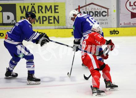 Eishockey Legenden Turnier. VSV gegen KAC.  Roland Schurian,  (VSV),   Thomas Koch (KAC). Villach, am 16.12.2023.
Foto: Kuess

---
pressefotos, pressefotografie, kuess, qs, qspictures, sport, bild, bilder, bilddatenbank