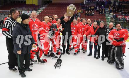 Eishockey Revival. Legenden Turnier. Jubel KAC. Villach, am 16.12.2023.
Foto: Kuess
---
pressefotos, pressefotografie, kuess, qs, qspictures, sport, bild, bilder, bilddatenbank