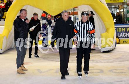 Eishockey Revival. Legenden Turnier. Landeshauptmann Peter Kaiser, Karl Korentschnig. Villach, am 16.12.2023.
Foto: Kuess
---
pressefotos, pressefotografie, kuess, qs, qspictures, sport, bild, bilder, bilddatenbank