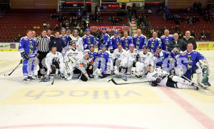 Eishockey Revival. Legenden Turnier. Mannschaftsfoto VSV legenden und Austria West Legenden. Villach, am 16.12.2023.
Foto: Kuess
---
pressefotos, pressefotografie, kuess, qs, qspictures, sport, bild, bilder, bilddatenbank