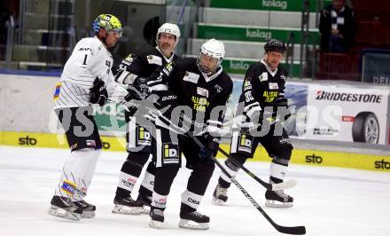 Eishockey Revival. Legenden Turnier. Otto Konrad, Dany Bousquet, Klaus Augenthaler, Peter Znenahlik. Villach, am 16.12.2023.
Foto: Kuess
---
pressefotos, pressefotografie, kuess, qs, qspictures, sport, bild, bilder, bilddatenbank