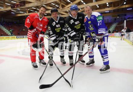 Eishockey Legenden Turnier.   Thomas Koch, Peter Znenahlik, Andreas Herzog, Stefan Koubek. Villach, am 16.12.2023.
Foto: Kuess

---
pressefotos, pressefotografie, kuess, qs, qspictures, sport, bild, bilder, bilddatenbank