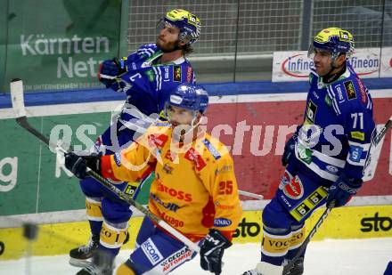 EBEL. Eishockey Bundesliga. EC VSV gegen Asiago Hockey.  Torjubel Alexander Rauchenwald  (VSV). Villach, am 22.12.2023
Foto: Kuess
www.qspictures.net
---
pressefotos, pressefotografie, kuess, qs, qspictures, sport, bild, bilder, bilddatenbank