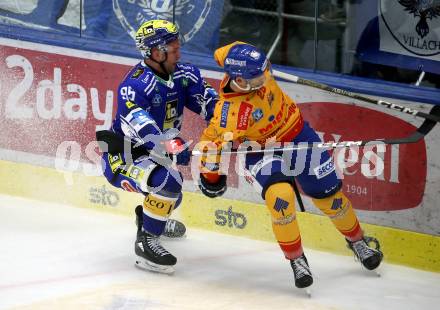 EBEL. Eishockey Bundesliga. EC VSV gegen Asiago Hockey.  Mark Katic,  (VSV),  William Charles Rapuzzi  (Asiago). Villach, am 22.12.2023
Foto: Kuess
www.qspictures.net
---
pressefotos, pressefotografie, kuess, qs, qspictures, sport, bild, bilder, bilddatenbank