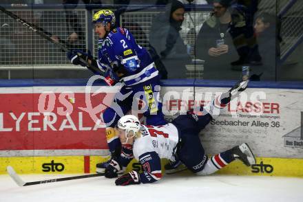 EBEL. Eishockey Bundesliga. EC VSV gegen Fehervar AV19.  Dylan Macpherson,  (VSV),    Natan Vertes  (Fehervar). Villach, am 28.12.2023
Foto: Kuess
www.qspictures.net
---
pressefotos, pressefotografie, kuess, qs, qspictures, sport, bild, bilder, bilddatenbank