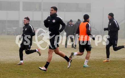 Fussball Bundesliga. Training SK Austria Klagenfurt.   Nikola Djoric . Klagenfurt, am 5.1.2024.
Foto: Kuess
www.qspictures.net
---
pressefotos, pressefotografie, kuess, qs, qspictures, sport, bild, bilder, bilddatenbank