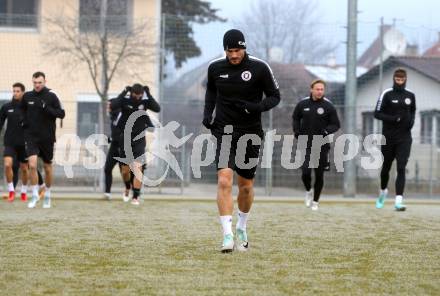 Fussball Bundesliga. Training SK Austria Klagenfurt.   Turgay Gemicibasi . Klagenfurt, am 5.1.2024.
Foto: Kuess
www.qspictures.net
---
pressefotos, pressefotografie, kuess, qs, qspictures, sport, bild, bilder, bilddatenbank