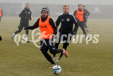 Fussball Bundesliga. Training SK Austria Klagenfurt.   Christopher Wernitznig, Christopher Cvetko . Klagenfurt, am 5.1.2024.
Foto: Kuess
www.qspictures.net
---
pressefotos, pressefotografie, kuess, qs, qspictures, sport, bild, bilder, bilddatenbank