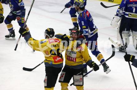 EBEL. Eishockey Bundesliga. EC VSV gegen spusu Vienna Capitals.  Torjubel Nikolaus Hartl, Lukas Piff (Vienna Capitals). Villach, am 9.1.2024.
Foto: Kuess
www.qspictures.net
---
pressefotos, pressefotografie, kuess, qs, qspictures, sport, bild, bilder, bilddatenbank