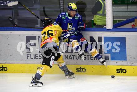 EBEL. Eishockey Bundesliga. EC VSV gegen spusu Vienna Capitals.  John Hughes,  (VSV),   Zane Franklin  (Vienna Capitals). Villach, am 9.1.2024.
Foto: Kuess
www.qspictures.net
---
pressefotos, pressefotografie, kuess, qs, qspictures, sport, bild, bilder, bilddatenbank