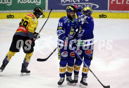 EBEL. Eishockey Bundesliga. EC VSV gegen spusu Vienna Capitals.  Torjubel Andrew Desjardins, Robert Sabolic  (VSV),  Villach, am 9.1.2024.
Foto: Kuess
www.qspictures.net
---
pressefotos, pressefotografie, kuess, qs, qspictures, sport, bild, bilder, bilddatenbank