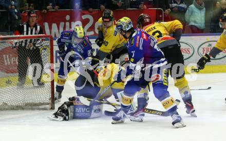 EBEL. Eishockey Bundesliga. EC VSV gegen spusu Vienna Capitals.  Kevin Hancock, Marco Richter,  (VSV),    Stefan Steen, Trevor Cheek, Bernhard Posch (Vienna Capitals). Villach, am 9.1.2024.
Foto: Kuess
www.qspictures.net
---
pressefotos, pressefotografie, kuess, qs, qspictures, sport, bild, bilder, bilddatenbank