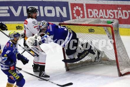 EBEL. Eishockey Bundesliga. EC VSV gegen BEMER Pioneers Vorarlberg. Rene Swette, (VSV),    Michael Pastujov (Vorarlberg). Villach, am 13.1.2024.
Foto: Kuess
www.qspictures.net
---
pressefotos, pressefotografie, kuess, qs, qspictures, sport, bild, bilder, bilddatenbank