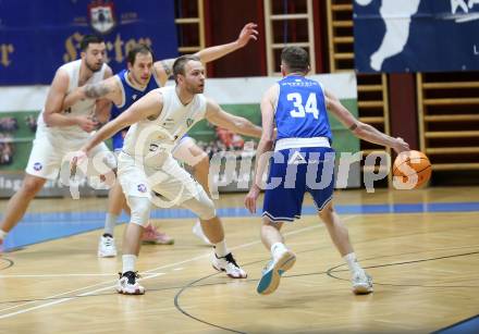 Basketball 2. Liga 2023/2024. Grunddurchgang 14. Runde.  KOS gegen Kufstein Towers.  Tim Huber  (KOS),  Sebastian Lesny  (Kufstein Towers). Klagenfurt, am 13.1.2024.
Foto: Kuess
www.qspictures.net
---
pressefotos, pressefotografie, kuess, qs, qspictures, sport, bild, bilder, bilddatenbank