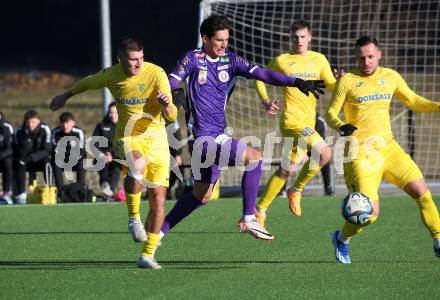 Fussball Bundesliga. Testspiel. SK Austria Klagenfurt gegen Domzale (SLO).   Sebastian Guerra Soto  (Klagenfurt). Moosburg, am 13.1.2024.
Foto: Kuess
www.qspictures.net
---
pressefotos, pressefotografie, kuess, qs, qspictures, sport, bild, bilder, bilddatenbank