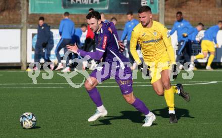 Fussball Bundesliga. Testspiel. SK Austria Klagenfurt gegen Domzale (SLO).   Andrew Irving  (Klagenfurt). Moosburg, am 13.1.2024.
Foto: Kuess
www.qspictures.net
---
pressefotos, pressefotografie, kuess, qs, qspictures, sport, bild, bilder, bilddatenbank