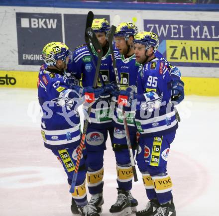 EBEL. Eishockey Bundesliga. EC VSV gegen BEMER Pioneers Vorarlberg. Torjubel John Hughes, Andrew Desjardins, Robert Sabolic, Mark Katic (VSV). Villach, am 13.1.2024.
Foto: Kuess
www.qspictures.net
---
pressefotos, pressefotografie, kuess, qs, qspictures, sport, bild, bilder, bilddatenbank