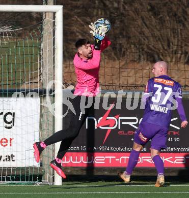 Fussball Bundesliga. Testspiel. SK Austria Klagenfurt gegen Domzale (SLO).   Phillip Menzel  (Klagenfurt). Moosburg, am 13.1.2024.
Foto: Kuess
www.qspictures.net
---
pressefotos, pressefotografie, kuess, qs, qspictures, sport, bild, bilder, bilddatenbank