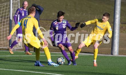 Fussball Bundesliga. Testspiel. SK Austria Klagenfurt gegen Domzale (SLO).   Till Schumacher  (Klagenfurt). Moosburg, am 13.1.2024.
Foto: Kuess
www.qspictures.net
---
pressefotos, pressefotografie, kuess, qs, qspictures, sport, bild, bilder, bilddatenbank