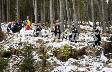 Fussball Bundesliga. Teambuilding SK Austria KLagenfurt. Schneeschuhwandern.   . Bad Kleinkirchheim, am 14.1.2024.
Foto: Kuess
www.qspictures.net
---
pressefotos, pressefotografie, kuess, qs, qspictures, sport, bild, bilder, bilddatenbank