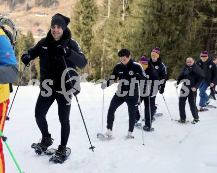 Fussball Bundesliga. Teambuilding SK Austria KLagenfurt. Schneeschuhwandern.  Nikola Djoric . Bad Kleinkirchheim, am 14.1.2024.
Foto: Kuess
www.qspictures.net
---
pressefotos, pressefotografie, kuess, qs, qspictures, sport, bild, bilder, bilddatenbank