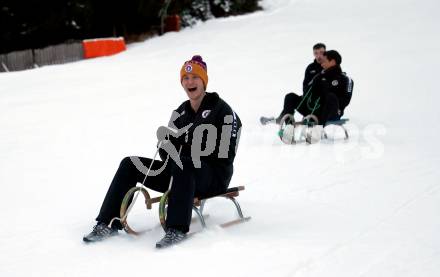 Fussball Bundesliga. Teambuilding SK Austria KLagenfurt. Schneeschuhwandern.  Nicolas Binder . Bad Kleinkirchheim, am 14.1.2024.
Foto: Kuess
www.qspictures.net
---
pressefotos, pressefotografie, kuess, qs, qspictures, sport, bild, bilder, bilddatenbank