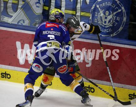 EBEL. Eishockey Bundesliga. EC VSV gegen HC Pustertal Woelfe.   Dylan Macpherson,   (VSV),    David Morley (Pustertal). Villach, am 19.1.2024.
Foto: Kuess
www.qspictures.net
---
pressefotos, pressefotografie, kuess, qs, qspictures, sport, bild, bilder, bilddatenbank