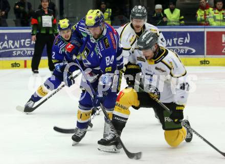 EBEL. Eishockey Bundesliga. EC VSV gegen HC Pustertal Woelfe.   Andrew Desjardins,   (VSV),  Jasse Erik Kalevi Ikonen  (Pustertal). Villach, am 19.1.2024.
Foto: Kuess
www.qspictures.net
---
pressefotos, pressefotografie, kuess, qs, qspictures, sport, bild, bilder, bilddatenbank