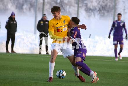 Fussball Testspiel. SK Austria Klagenfurt gegen NK Bravo.   Sinan Karweina (Klagenfurt). Moosburg, am 20.1.2024.
Foto: Kuess
www.qspictures.net
---
pressefotos, pressefotografie, kuess, qs, qspictures, sport, bild, bilder, bilddatenbank