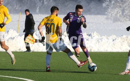 Fussball Testspiel. SK Austria Klagenfurt gegen NK Bravo.  Sinan Karweina  (Klagenfurt). Moosburg, am 20.1.2024.
Foto: Kuess
www.qspictures.net
---
pressefotos, pressefotografie, kuess, qs, qspictures, sport, bild, bilder, bilddatenbank