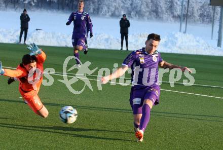 Fussball Testspiel. SK Austria Klagenfurt gegen NK Bravo.  Sinan Karweina  (Klagenfurt). Moosburg, am 20.1.2024.
Foto: Kuess
www.qspictures.net
---
pressefotos, pressefotografie, kuess, qs, qspictures, sport, bild, bilder, bilddatenbank