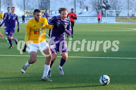 Fussball Testspiel. SK Austria Klagenfurt gegen NK Bravo.  Aaron Sky Schwarz  (Klagenfurt). Moosburg, am 20.1.2024.
Foto: Kuess
www.qspictures.net
---
pressefotos, pressefotografie, kuess, qs, qspictures, sport, bild, bilder, bilddatenbank