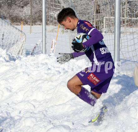 Fussball Testspiel. SK Austria Klagenfurt gegen NK Bravo.  Till Schumacher  (Klagenfurt). Moosburg, am 20.1.2024.
Foto: Kuess
www.qspictures.net
---
pressefotos, pressefotografie, kuess, qs, qspictures, sport, bild, bilder, bilddatenbank